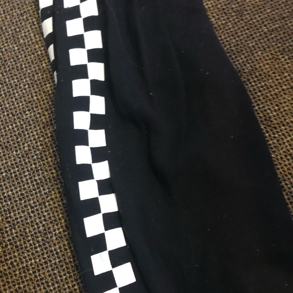 Black Checkered Jogger Sweatpants - Picture 4 of 5